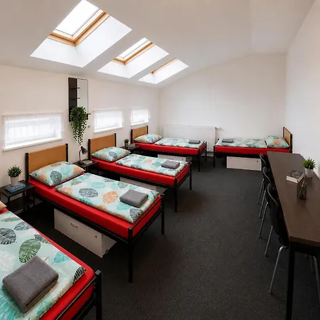 Hostel V38-3